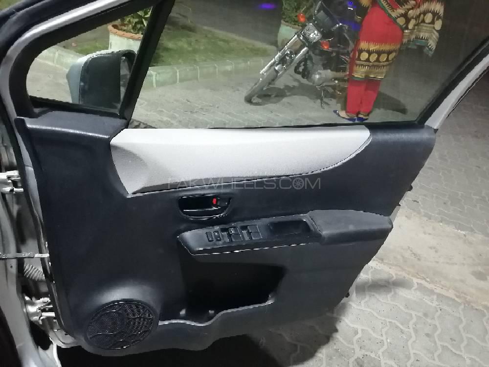 Toyota Vitz 2014 for Sale in Sahiwal Toyota Vitz 2014 for Sale in Sahiwal Image-6
