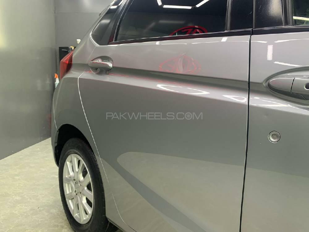 Honda Fit 2014 for Sale in Islamabad Honda Fit 2014 for Sale in Islamabad Image-2