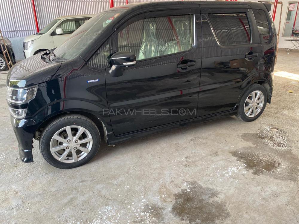 Suzuki Wagon R 2017 for Sale in Gujranwala Suzuki Wagon R 2017 for Sale in Gujranwala Image-2