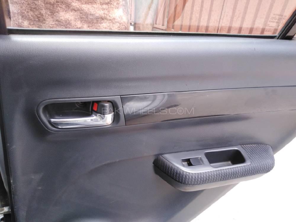 Suzuki Swift 2013 for Sale in Lahore Suzuki Swift 2013 for Sale in Lahore Image-11