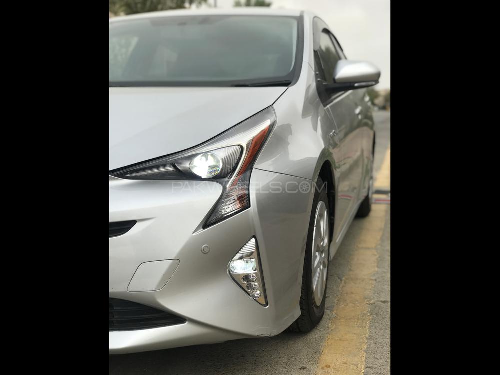 Toyota Prius 2016 for Sale in Karachi Toyota Prius 2016 for Sale in Karachi Image-2