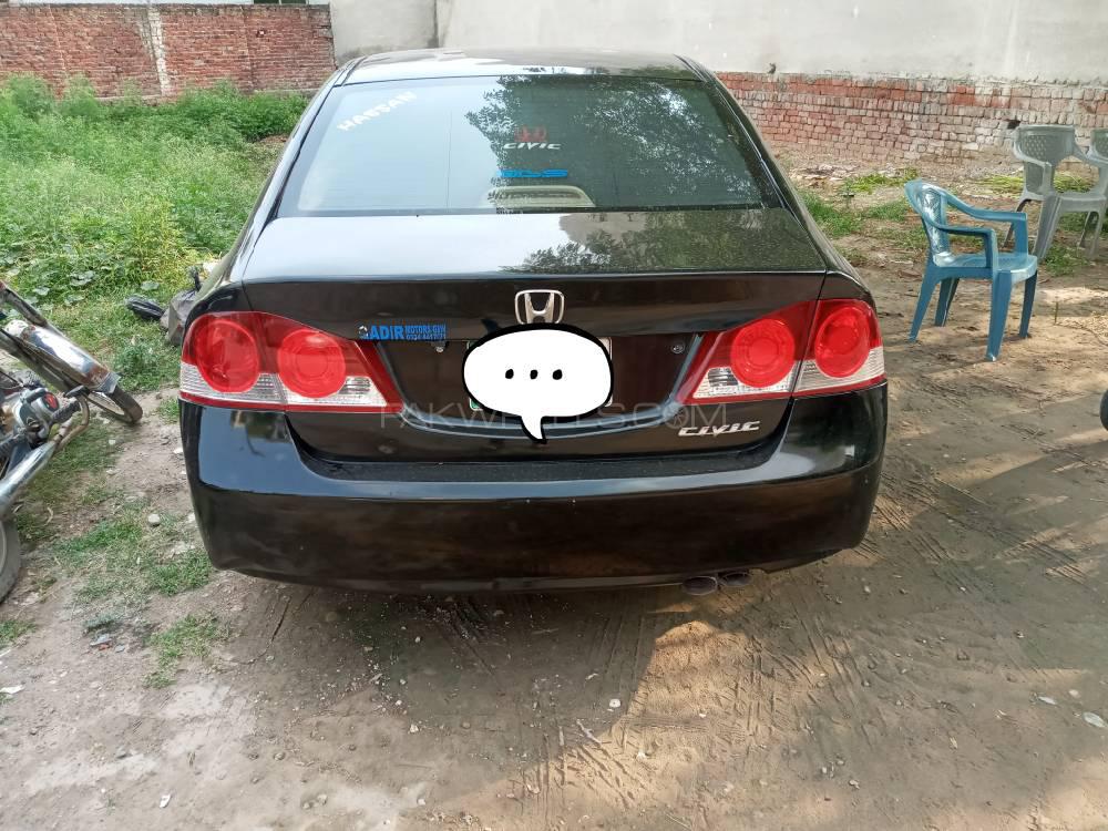 Honda Civic 2010 for Sale in Gujranwala Honda Civic 2010 for Sale in Gujranwala Image-2