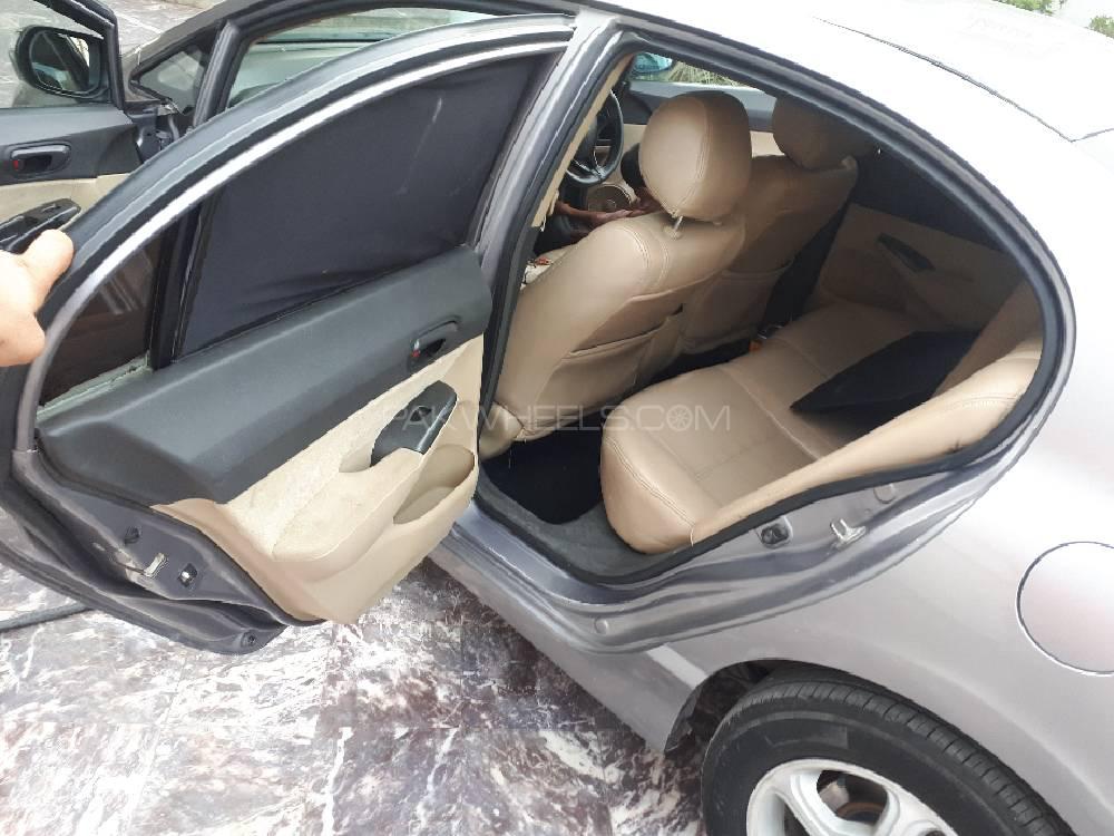 Honda Civic 2007 for Sale in Multan Honda Civic 2007 for Sale in Multan Image-9