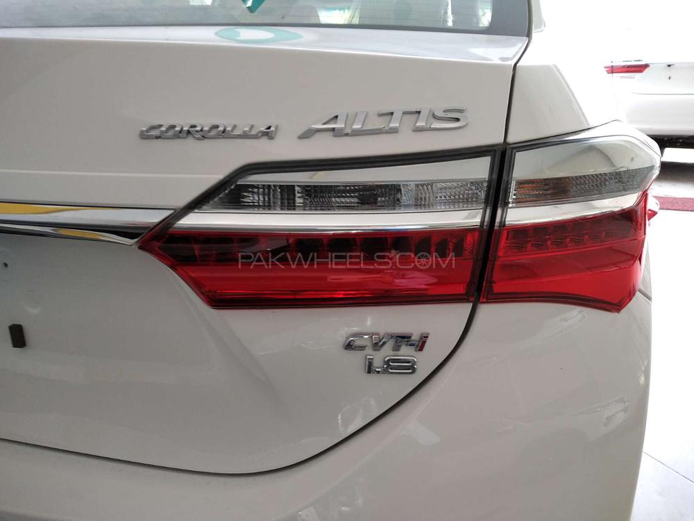 Toyota Corolla 2020 for Sale in Lahore Toyota Corolla 2020 for Sale in Lahore Image-4