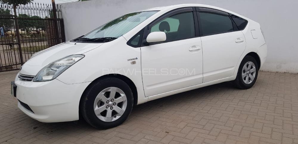 Toyota Prius 2007 for Sale in Gujranwala Image-1