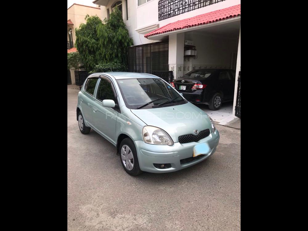 Toyota Vitz 2003 for Sale in Lahore Image-1