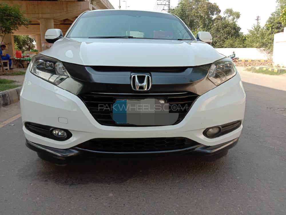 Honda Vezel 2014 for Sale in Multan Image-1