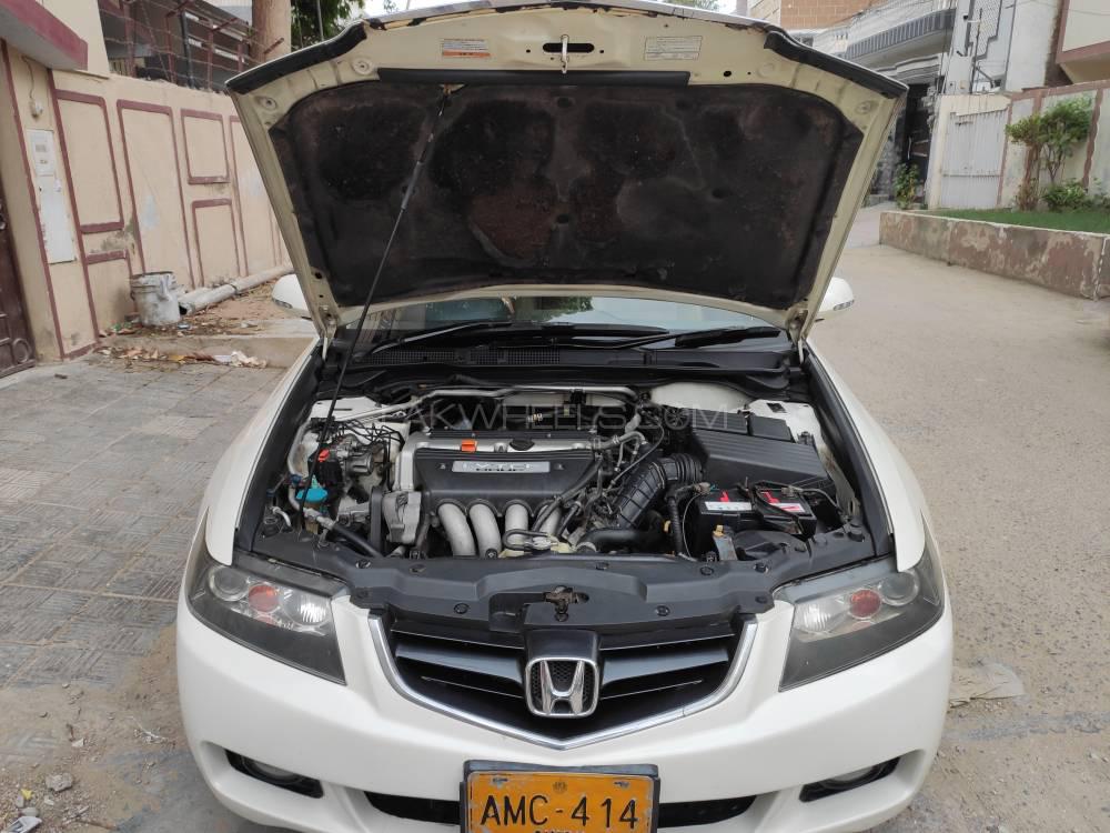 Honda Accord 2004 for Sale in Karachi Honda Accord 2004 for Sale in Karachi Image-9