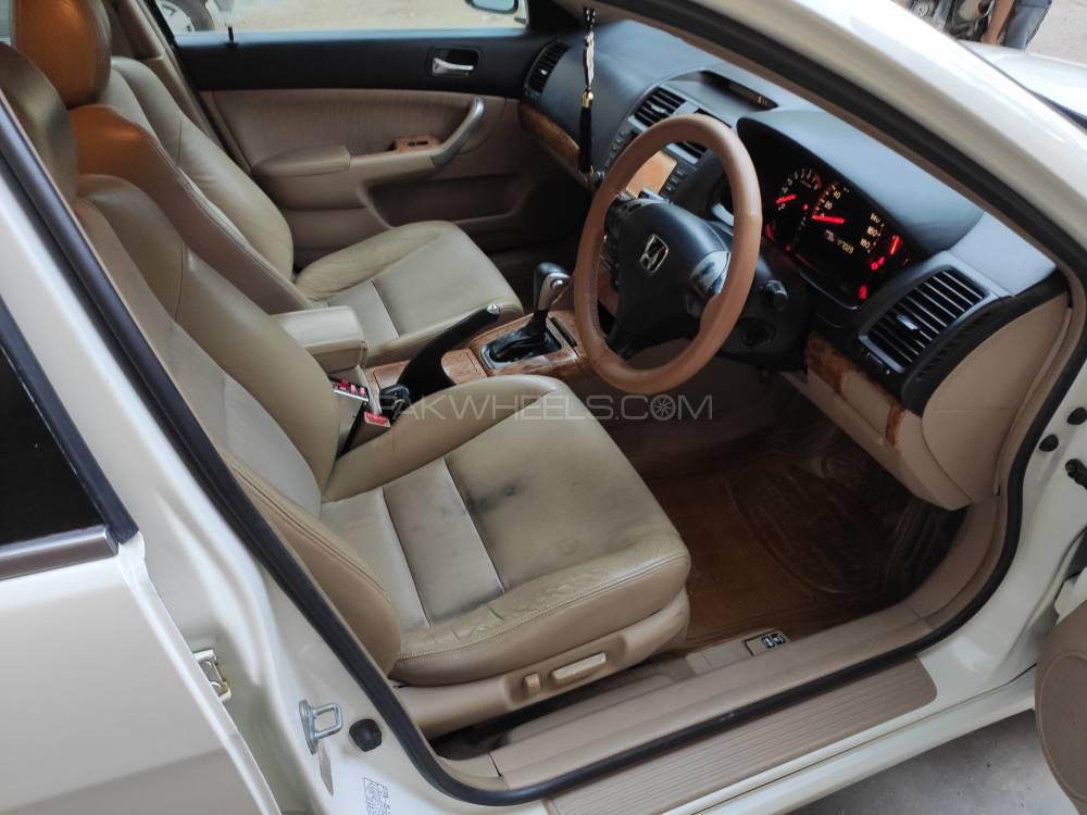 Honda Accord 2004 for Sale in Karachi Honda Accord 2004 for Sale in Karachi Image-15
