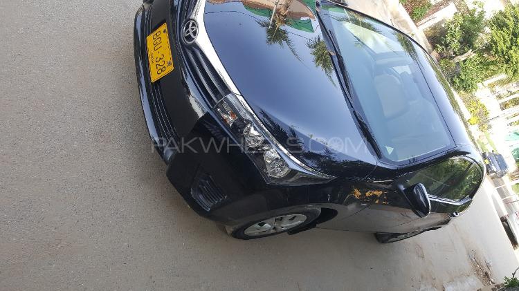 Toyota Corolla 2016 for Sale in Karachi Image-1