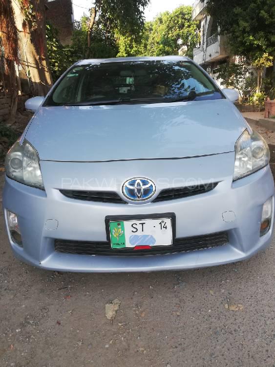 Toyota Prius 2014 for Sale in Lahore Toyota Prius 2014 for Sale in Lahore Image-17