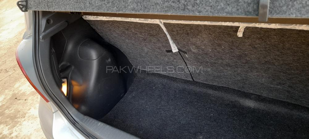 Toyota Vitz 2002 for Sale in Bannu Toyota Vitz 2002 for Sale in Bannu Image-18