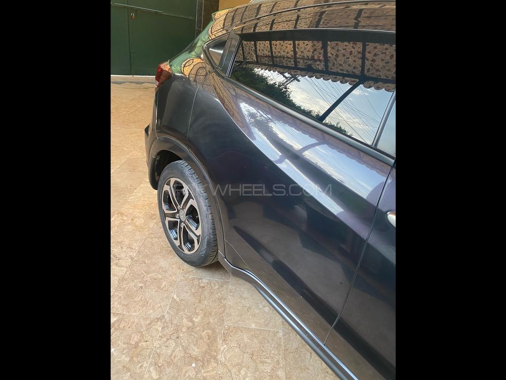 ہونڈا ویزِل 2014 for Sale in پشاور ہونڈا ویزِل 2014 for Sale in پشاور Image-3
