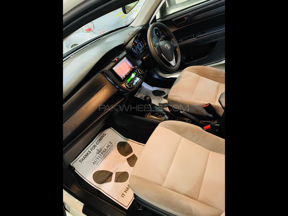 Toyota Corolla Axio 2017 for Sale in Peshawar Toyota Corolla Axio 2017 for Sale in Peshawar Image-6