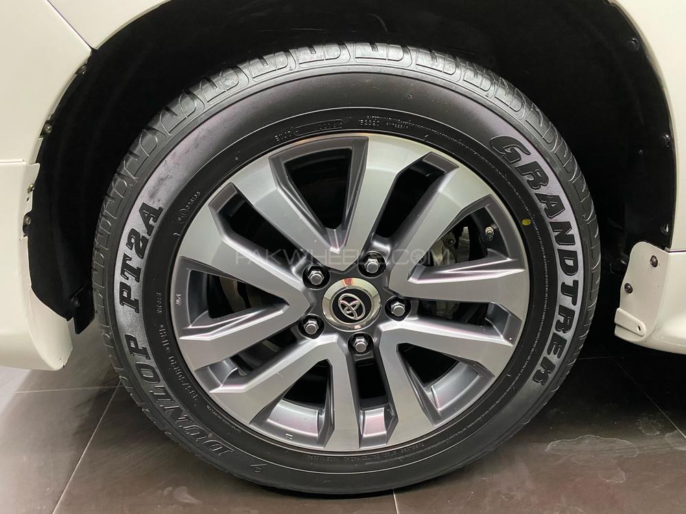 Toyota Land Cruiser 2011 for Sale in Karachi Toyota Land Cruiser 2011 for Sale in Karachi Image-14