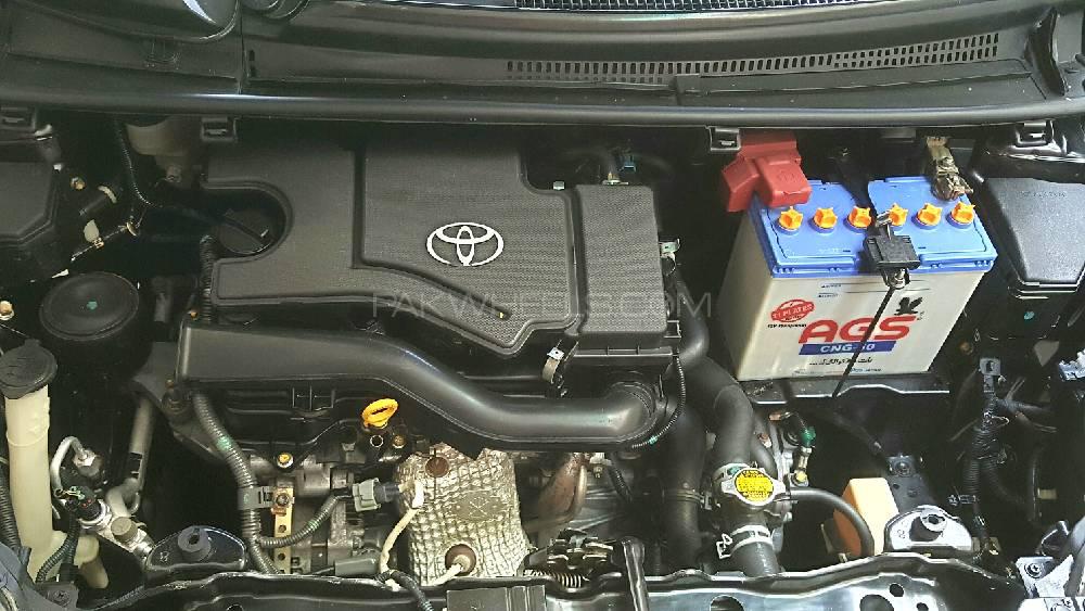 Toyota Vitz 2015 for Sale in Karachi Toyota Vitz 2015 for Sale in Karachi Image-9