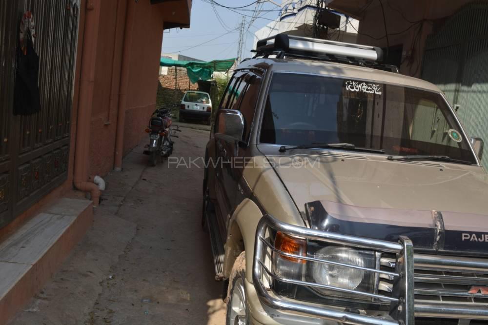 Mitsubishi Pajero 1996 for Sale in Rawalpindi Mitsubishi Pajero 1996 for Sale in Rawalpindi Image-3