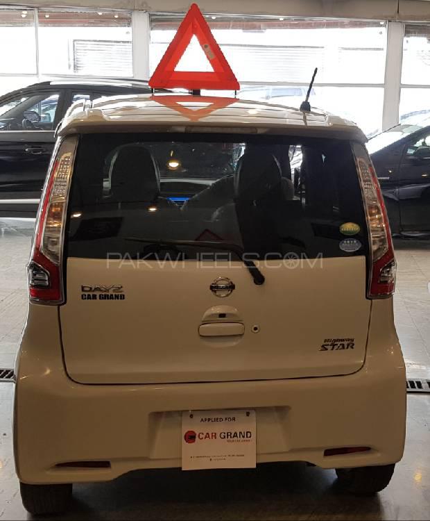 Nissan Dayz Highway Star 2017 for Sale in Peshawar Nissan Dayz Highway Star 2017 for Sale in Peshawar Image-8