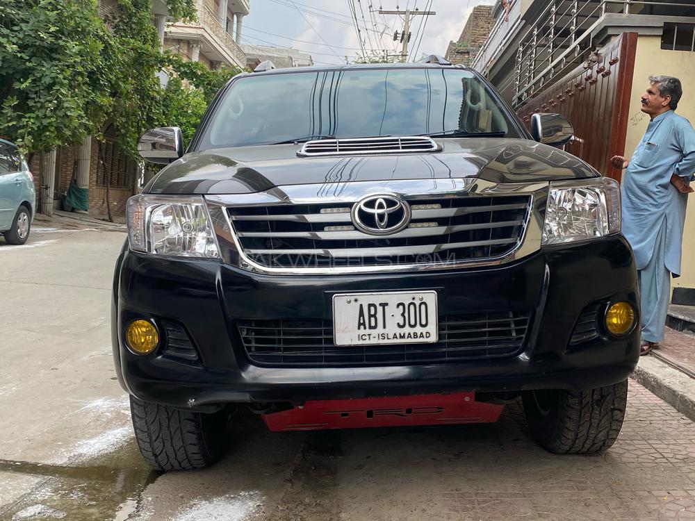 Toyota Hilux 2012 for Sale in Islamabad Toyota Hilux 2012 for Sale in Islamabad Image-4