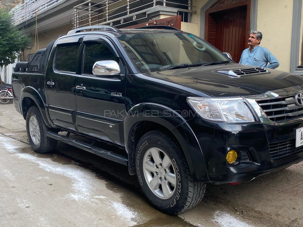 Toyota Hilux 2012 for Sale in Islamabad Toyota Hilux 2012 for Sale in Islamabad Image-5