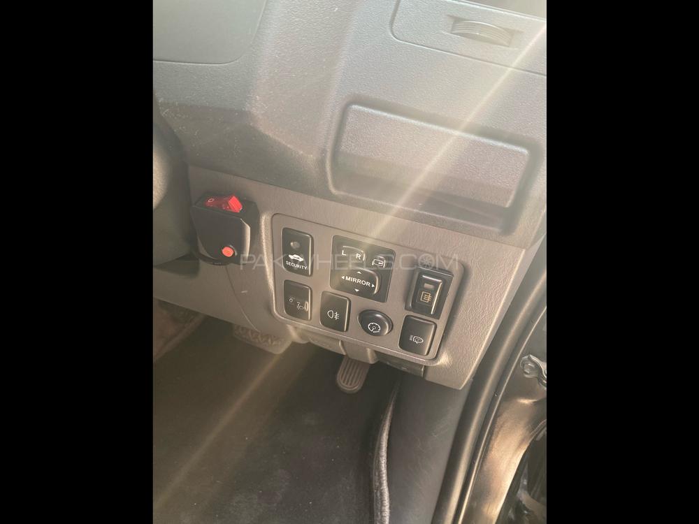 Toyota Hilux 2012 for Sale in Islamabad Toyota Hilux 2012 for Sale in Islamabad Image-11