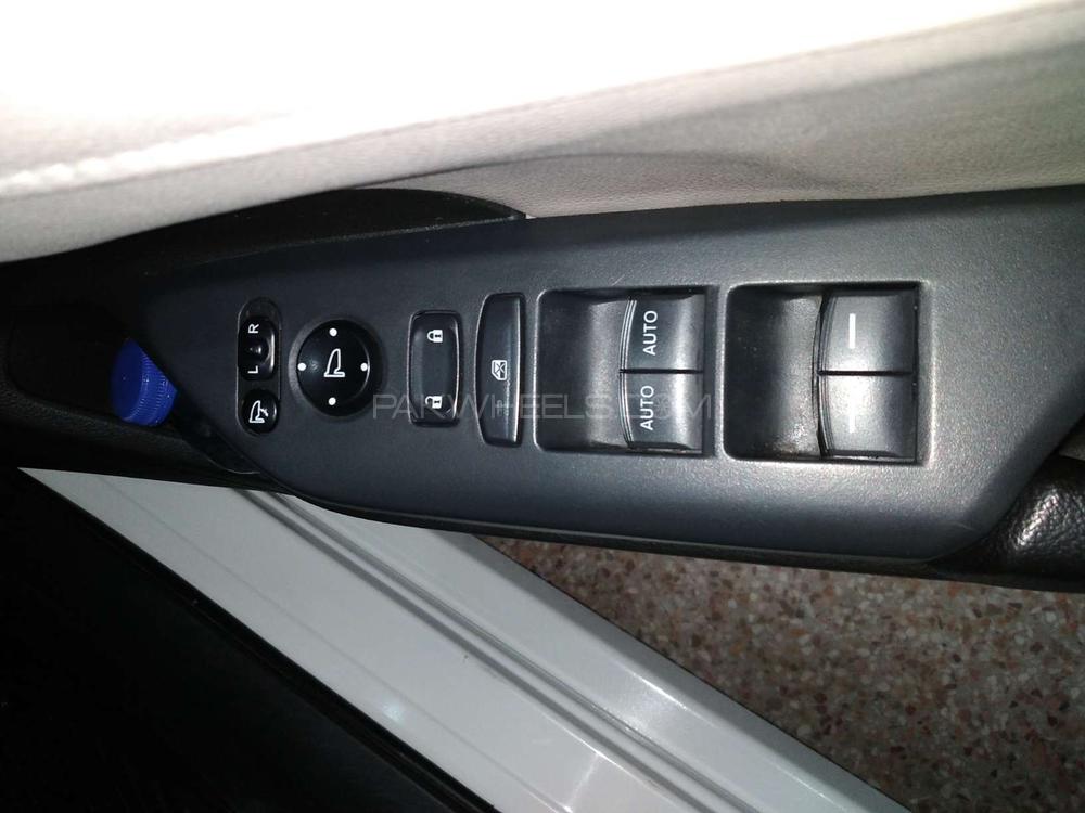 Honda Civic 2016 for Sale in Lahore Honda Civic 2016 for Sale in Lahore Image-10