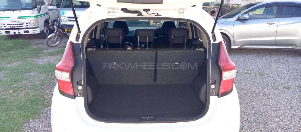 Nissan Note 2018 for Sale in Gujranwala Nissan Note 2018 for Sale in Gujranwala Image-4