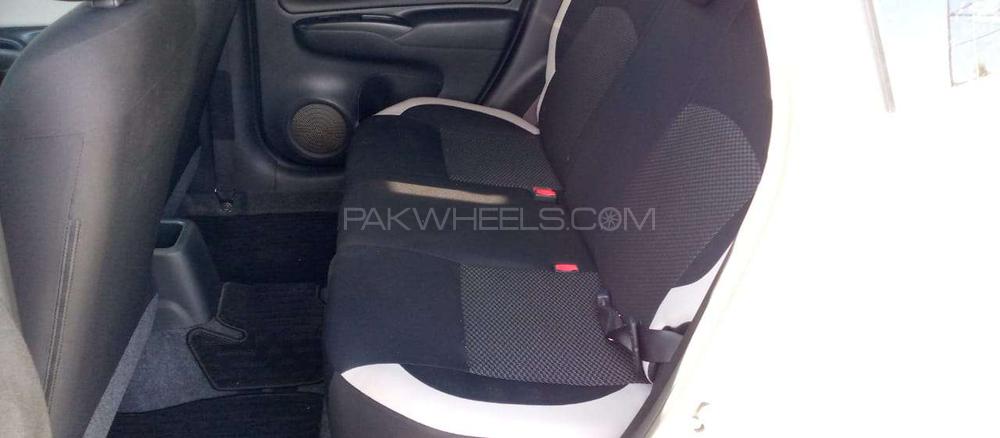 Nissan Note 2018 for Sale in Gujranwala Nissan Note 2018 for Sale in Gujranwala Image-7