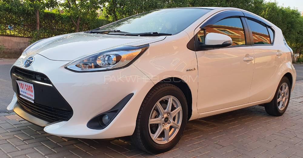 Toyota Aqua 2017 for Sale in Lahore Toyota Aqua 2017 for Sale in Lahore Image-2