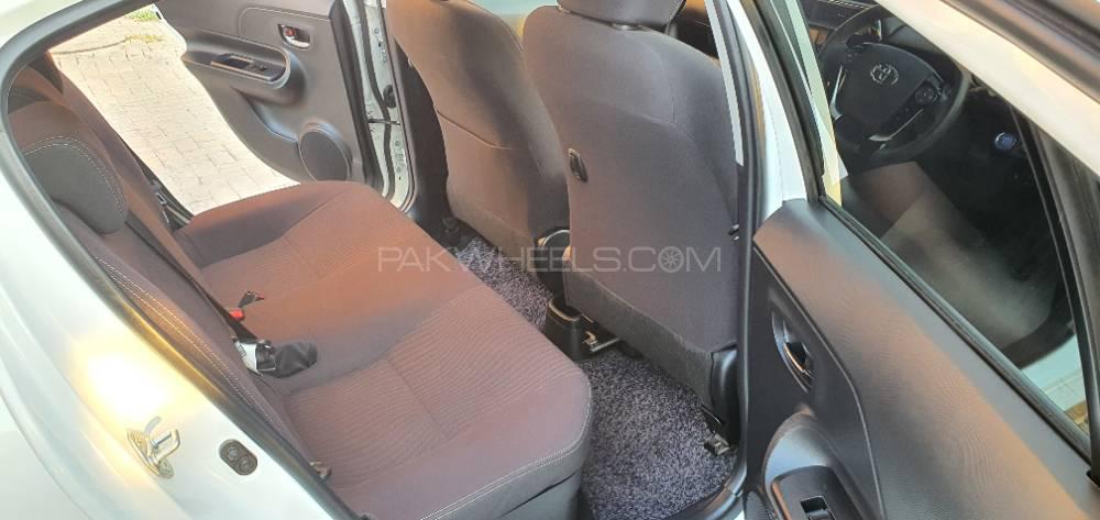 Toyota Aqua 2017 for Sale in Lahore Toyota Aqua 2017 for Sale in Lahore Image-10