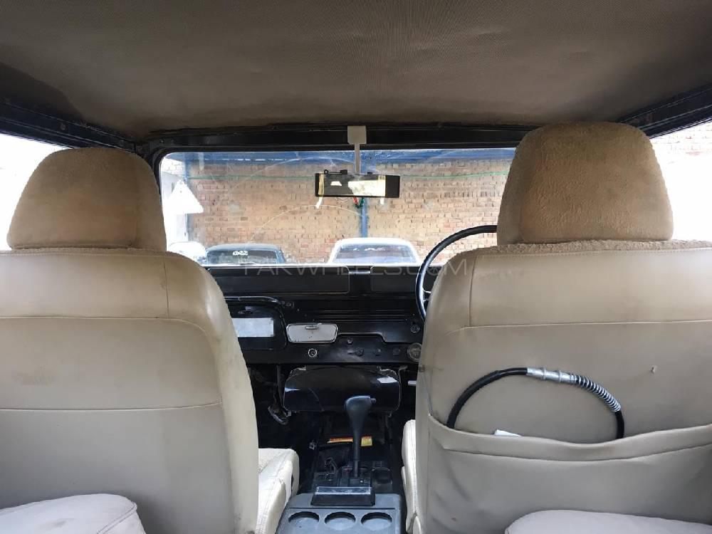 Toyota Land Cruiser 1968 for Sale in Peshawar Toyota Land Cruiser 1968 for Sale in Peshawar Image-12