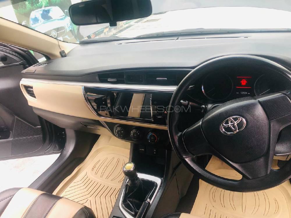 Toyota Corolla 2014 for Sale in Lahore Toyota Corolla 2014 for Sale in Lahore Image-4