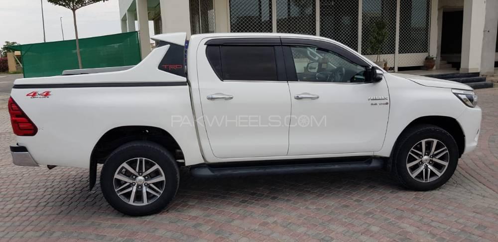 Toyota Hilux 2018 for Sale in D.G.Khan Toyota Hilux 2018 for Sale in D.G.Khan Image-4
