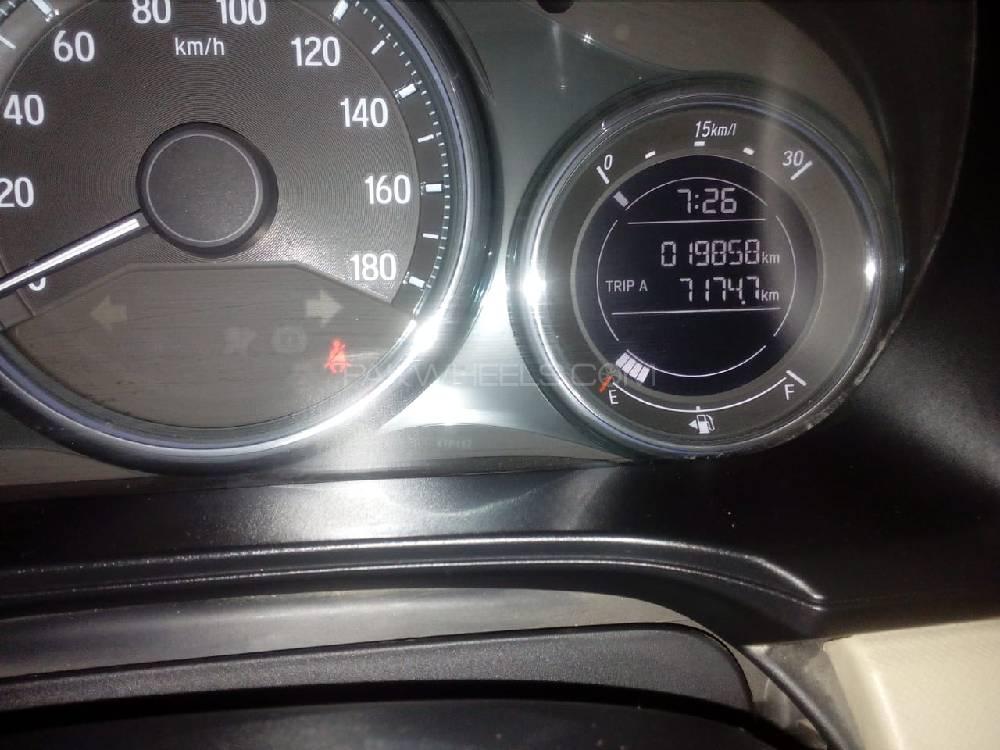 Honda BR-V 2017 for Sale in Multan Honda BR-V 2017 for Sale in Multan Image-5