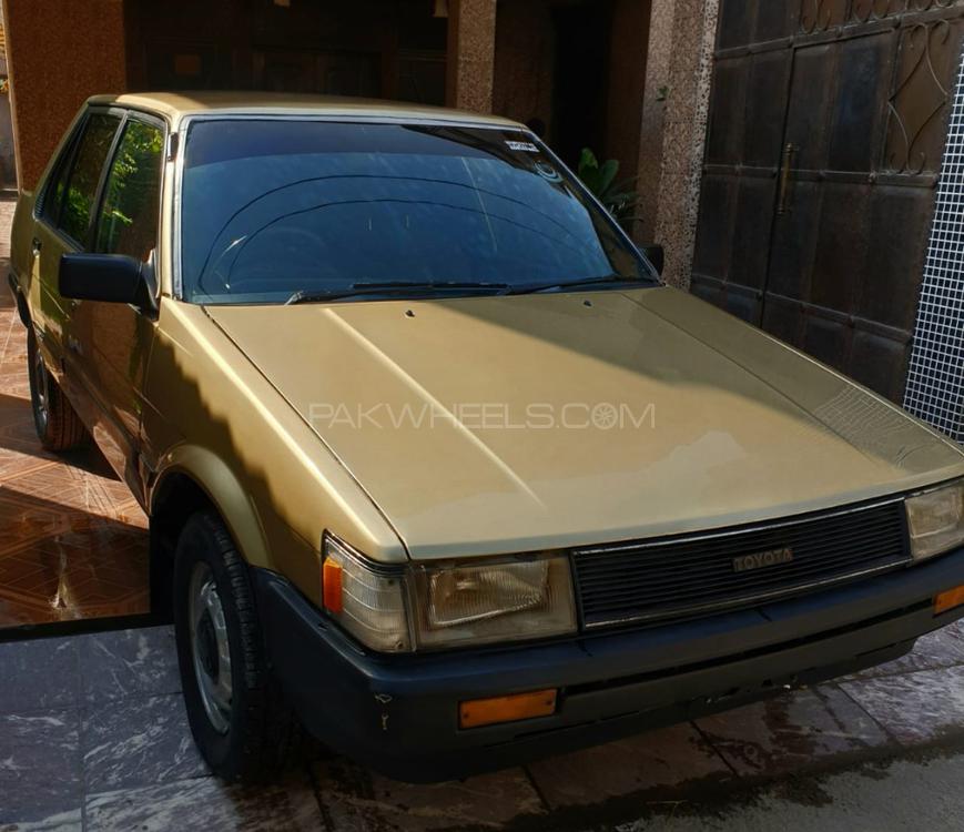 Toyota Corolla - 1985  Toyota Corolla - 1985  Image-9