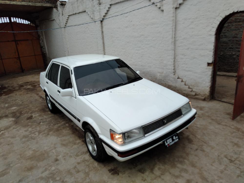 Toyota Corolla - 1986  Toyota Corolla - 1986  Image-3