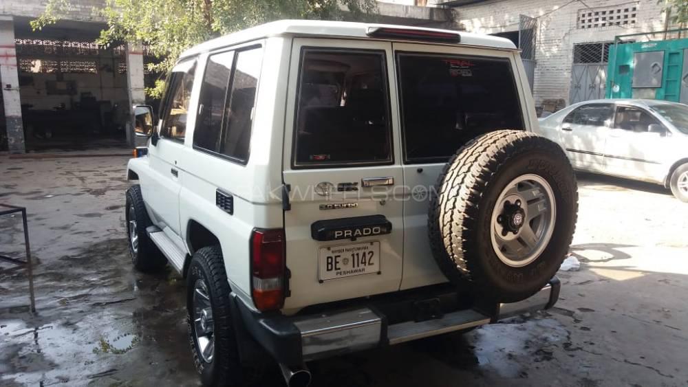 Toyota Land Cruiser - 1990  Toyota Land Cruiser - 1990  Image-3