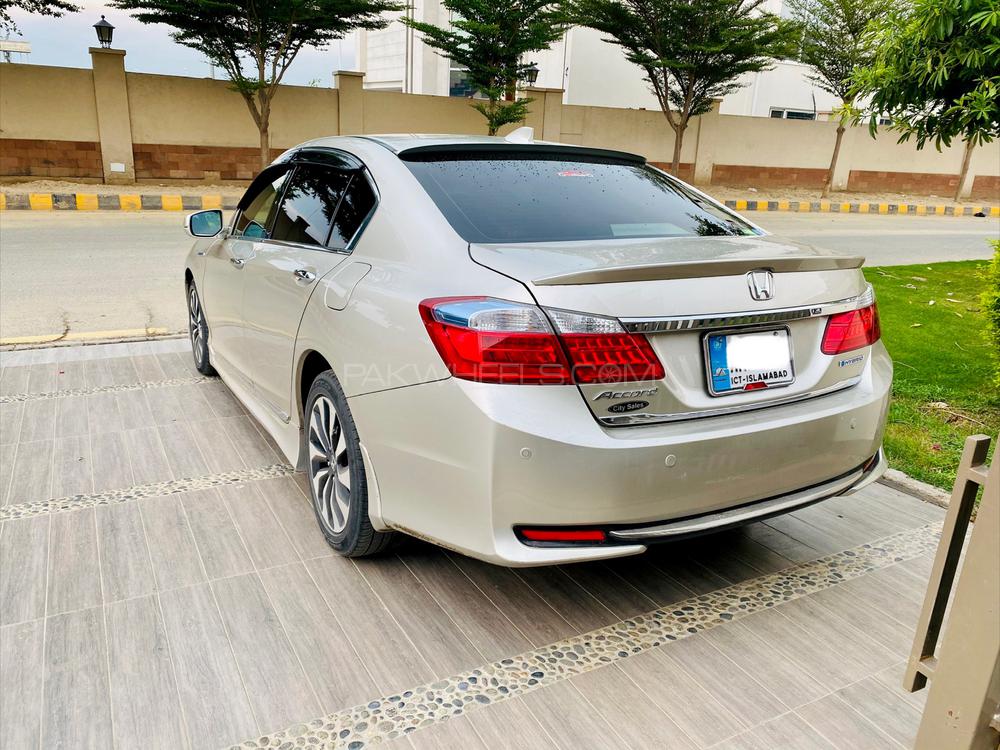 Honda Accord 2014 for Sale in Lahore Honda Accord 2014 for Sale in Lahore Image-6