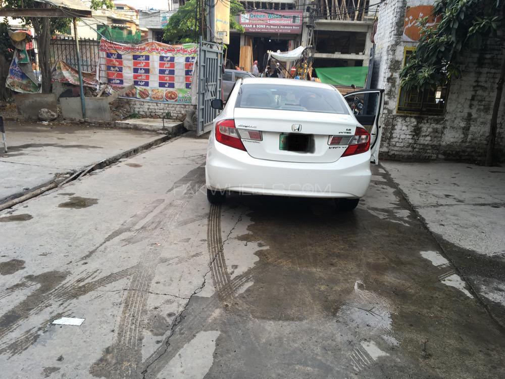 Honda Civic 2014 for Sale in Islamabad Honda Civic 2014 for Sale in Islamabad Image-7