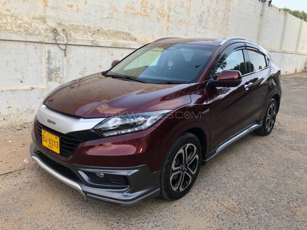 Honda Vezel 2015 for Sale in Karachi Image-1