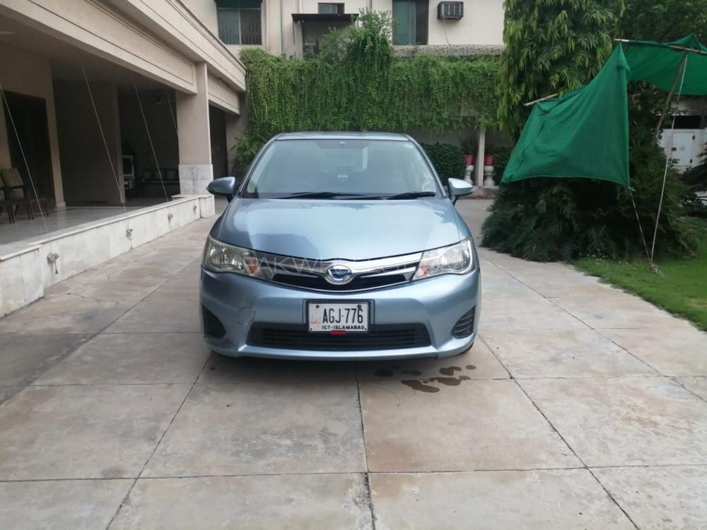 Toyota Corolla Axio 2014 for Sale in Lahore Image-1