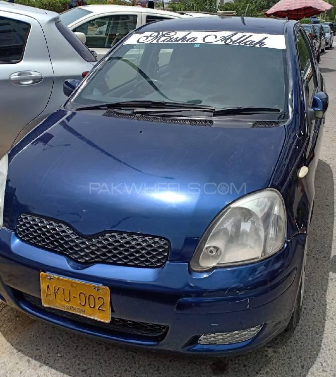Toyota Vitz 2004 for Sale in Karachi Image-1