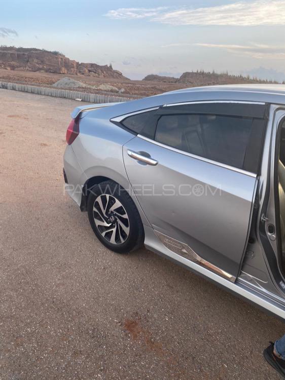 Honda Civic 2017 for Sale in Peshawar Honda Civic 2017 for Sale in Peshawar Image-2