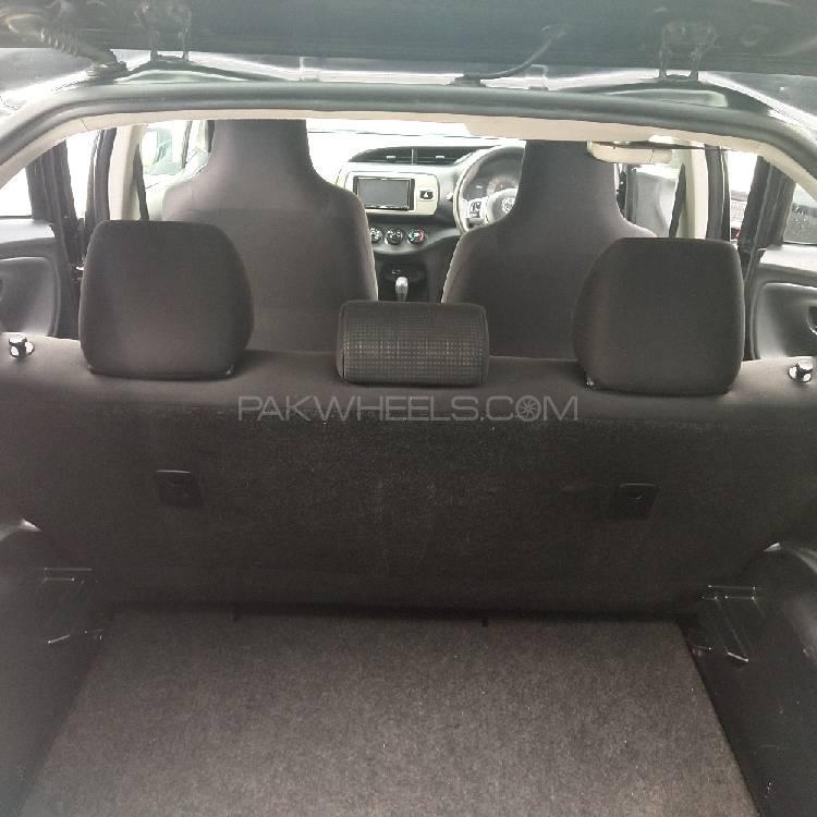 Toyota Vitz 2015 for Sale in Faisalabad Toyota Vitz 2015 for Sale in Faisalabad Image-9