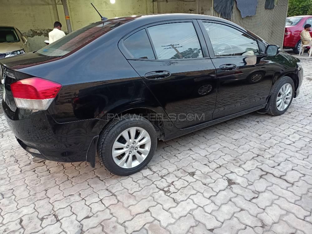 Honda City 2013 for Sale in Lahore Honda City 2013 for Sale in Lahore Image-6