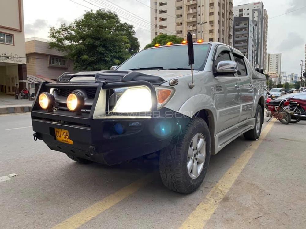 Toyota Hilux 2008 for Sale in Karachi Image-1
