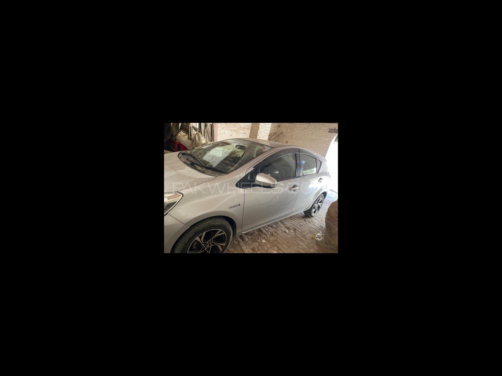 Toyota Aqua 2015 for Sale in Pak pattan sharif Image-1
