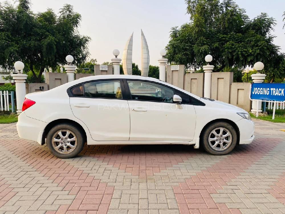 Honda Civic 2015 for Sale in Lahore Honda Civic 2015 for Sale in Lahore Image-4