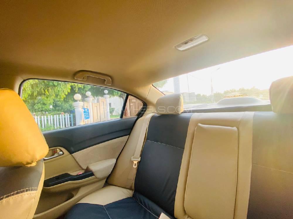 Honda Civic 2015 for Sale in Lahore Honda Civic 2015 for Sale in Lahore Image-15