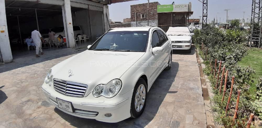 مرسڈیز بینز سی کلاس 2006 for Sale in پشاور مرسڈیز بینز سی کلاس 2006 for Sale in پشاور Image-2